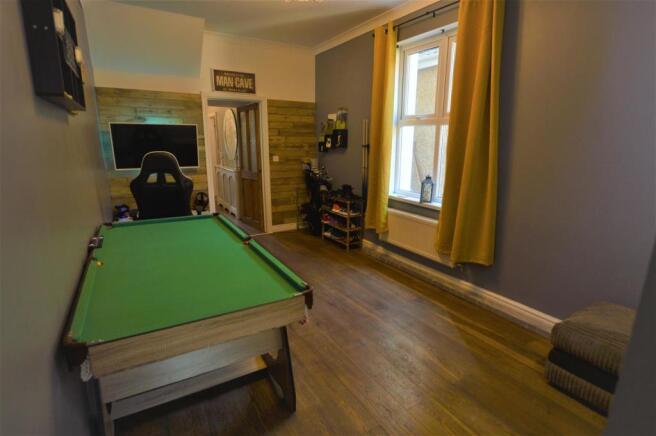 Sitting Room.JPG
