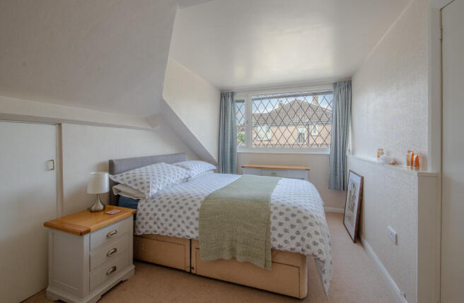 2 bed Semi-Detached for sale Image 10
