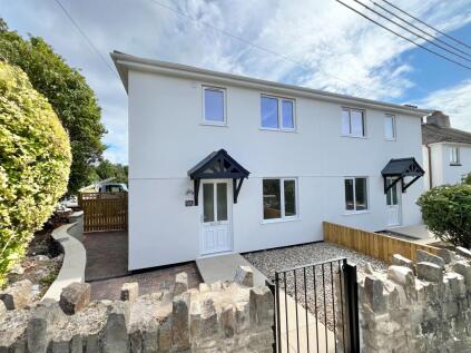 Carlton Villas, Hatt, PL12