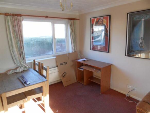 Dining Area:
