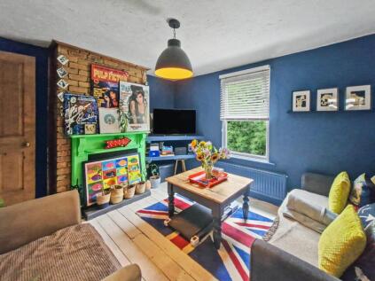 14 Sidney Road, Woodford Halse, NN11 3RR