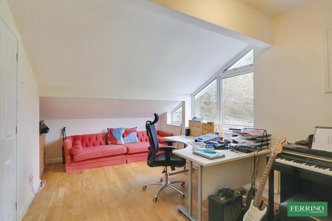 Bedroom 4 / Study