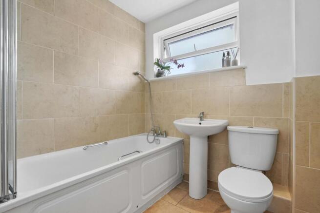 Mallard Way, Grove, OX12 photo 3