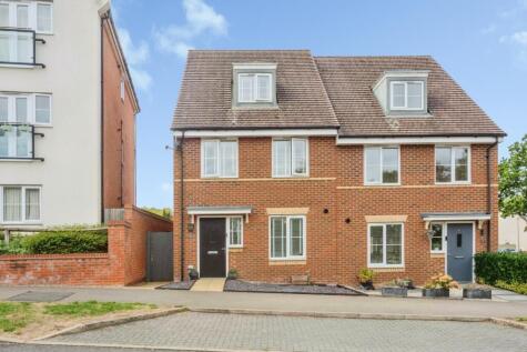 San Andres Drive, Newton Leys, Bletchley, Milton Keynes, MK3