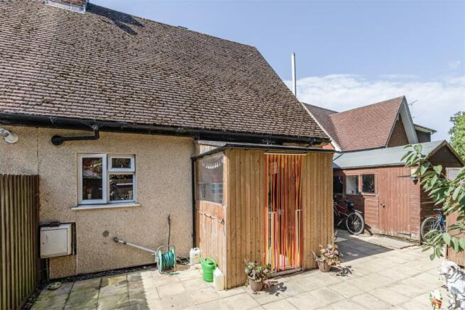 108 Oyster Lane, Byfleet, KT14 7HR - 8.jpg