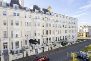 Flat 3, 7, Clifton Gardens, Folkestone CT20 2EB