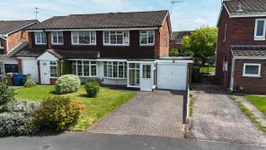 6, Newlands Close, Stone ST15 0LX