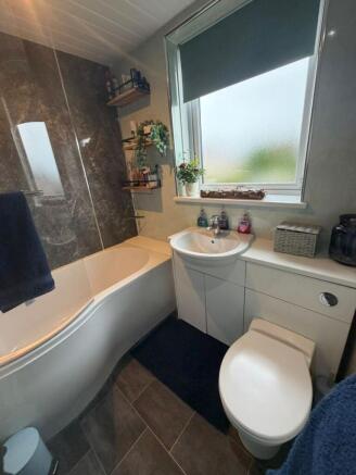 100 Sheddocksley Drive, Aberdeen, Aberdeenshire, AB16 6PJ photo 4