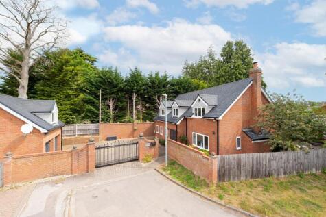 Copper Beech Way, Leighton Buzzard