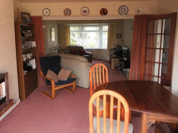 Lounge / Dining Room