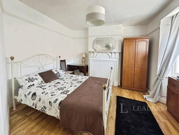 Bedroom (2)