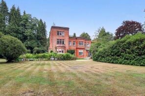 Flat 5, Lavershot Hall, London Road, Windlesham GU20 6LE
