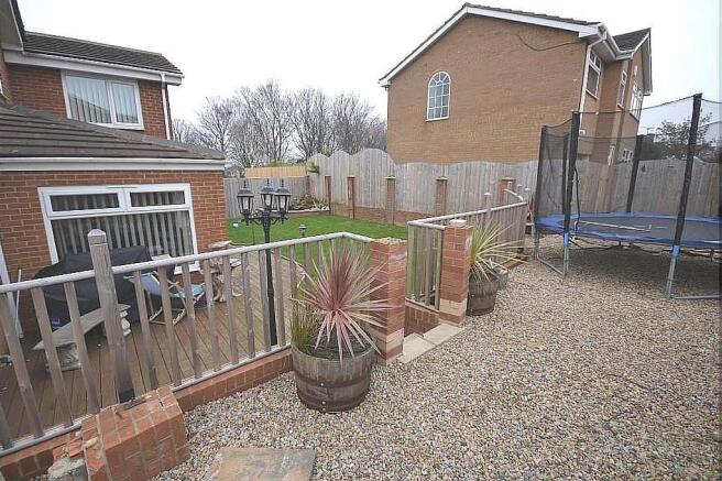REAR PLAY AREA
