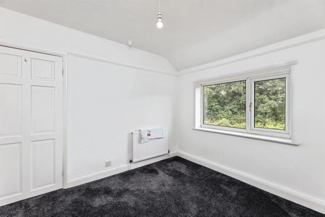 3 bed Semi-Detached for sale Image 4