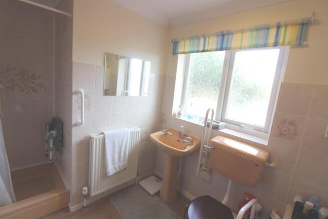 first floor shower r