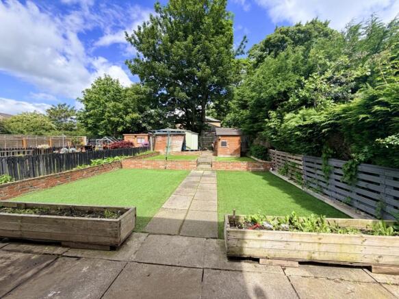 2 bed Semi-Detached for sale Image 10