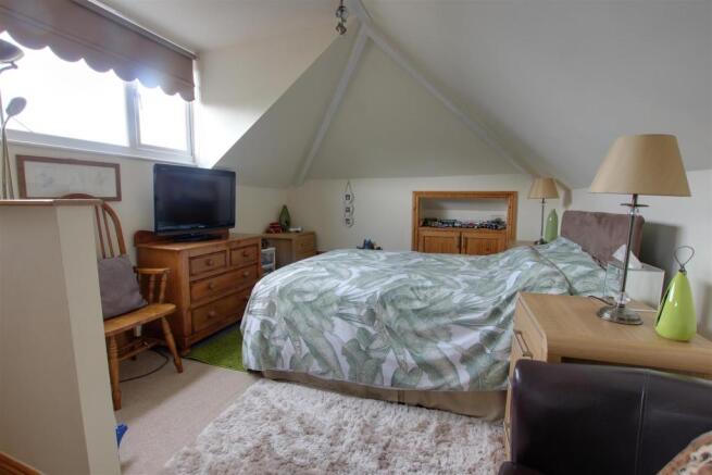 Bedroom 3/Study