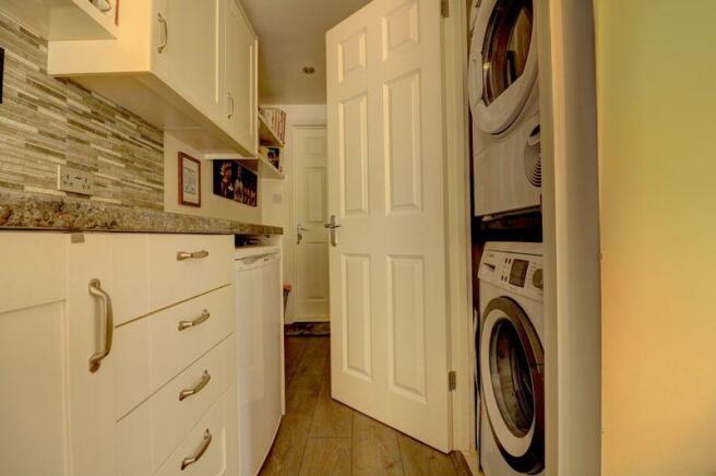 Laundry cupboard