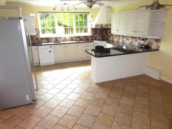 Kitchen / Breakfast Room