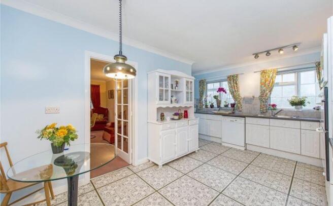 Kitchen/Breakfast