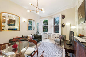 Flat 2, 248 250 Richmond Mansions, Old Brompton Road, London SW5 9HL