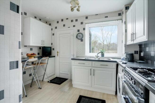 Breakfasting Kitchen