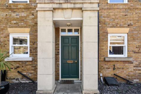 Horseshoe Crescent, Shoebury Garrison, Shoeburyness, Essex, SS3