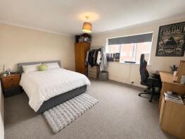 Flat 3, 760, Wimborne Road, Bournemouth BH9 2DZ