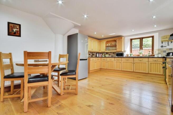 Kitchen/Breakfast