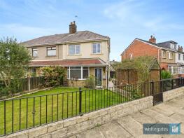 16, Lingwood Road, Bradford BD8 0BE