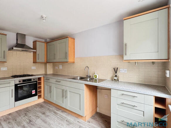a2e5c528--4D54-89...