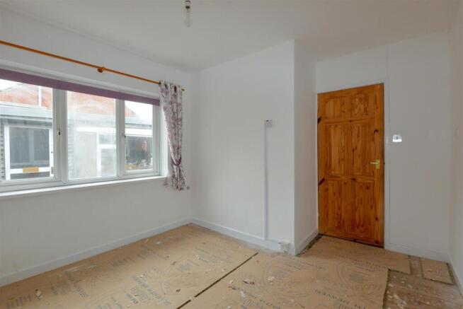 Bedroom2 2.jpg