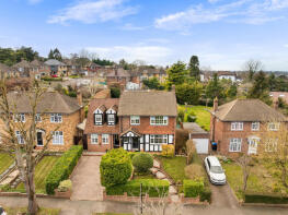 15, Elmfield Way, South Croydon CR2 0EG