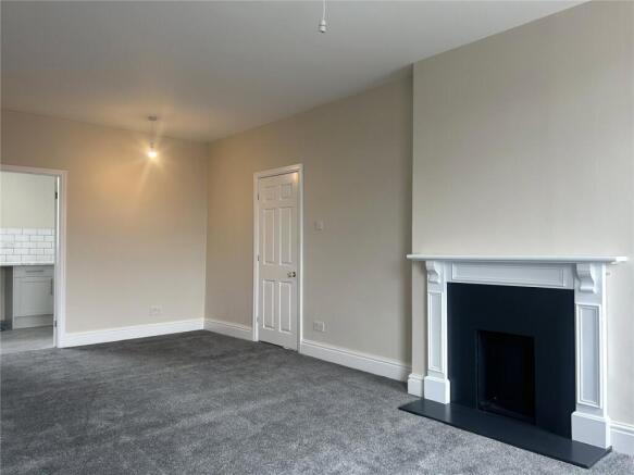 3 bed Apartment for sale Image 4