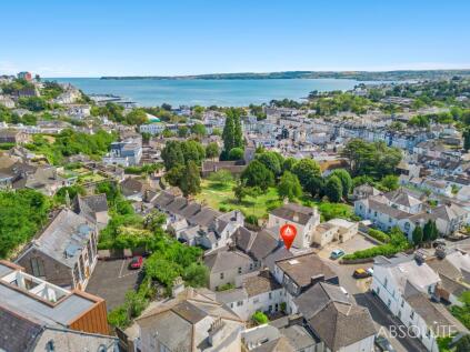 St. Efrides Road, Torquay, TQ2