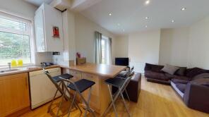 12, Winston Mount, Headingley, Leeds LS6 3JY