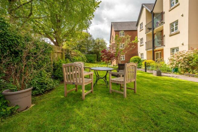Pritchard Court, Llandaff, HernCrabtree (14).jpg