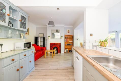 Cottrell Road, Eastville