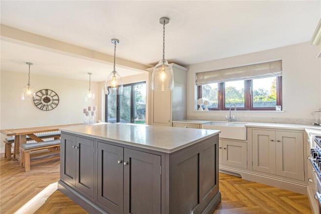 Kitchen/Dining