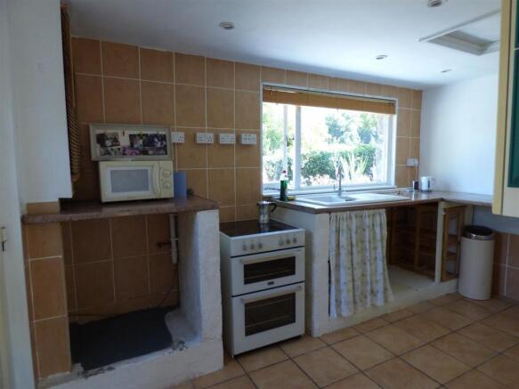 Kitchen.JPG
