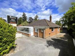 Wood View, Mill Lane, Gillingham SP8 5DA