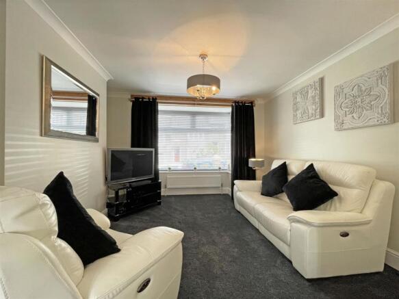 Sturdee road 41 lounge for inside.....jpg