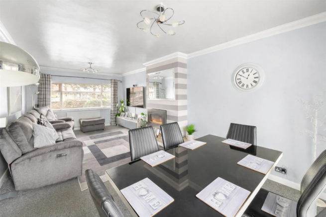 3 bed Semi-Detached for sale Image 7