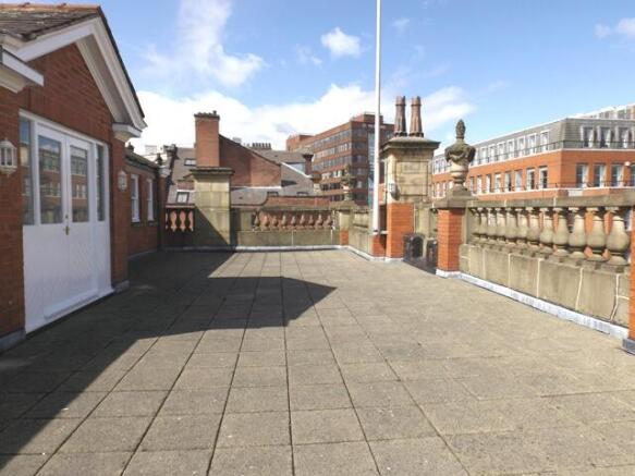 1 bed Apartment to rent Image 9