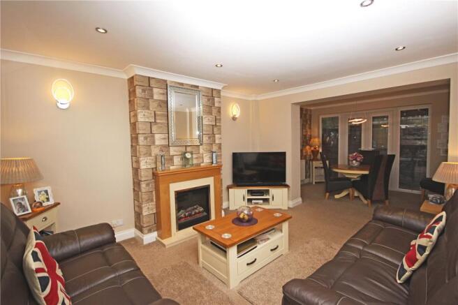 Living/Dining Room
