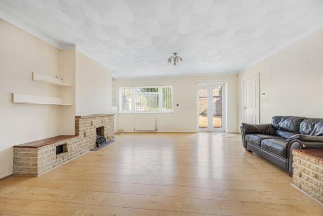 Living/Dining Room