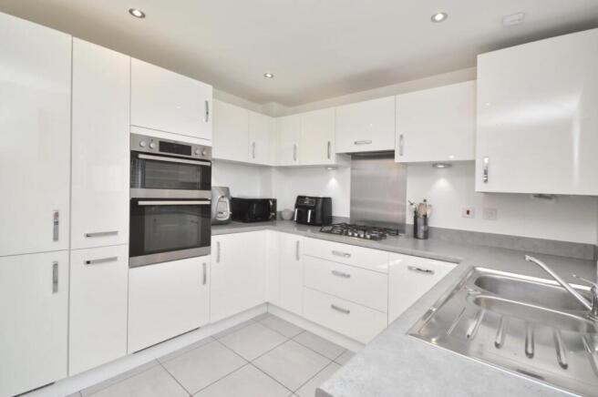 Kitchen/Breakfast Room