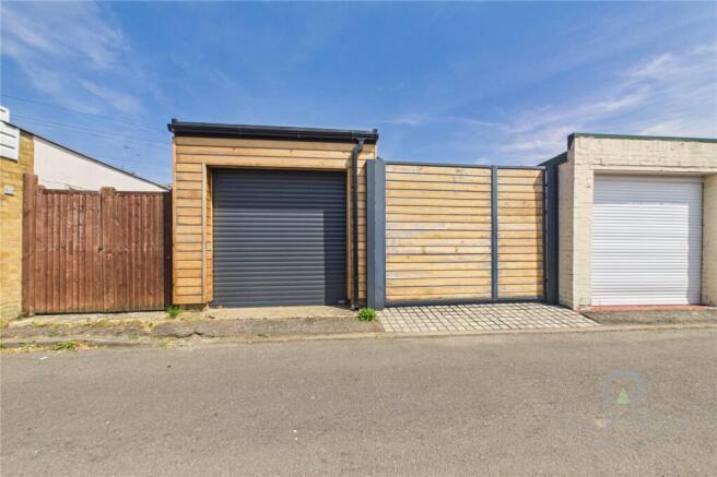 St. Marys Way, Roade, Northampton, Northamptonshire, NN7 photo 4