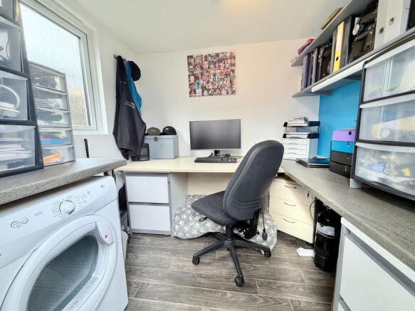 Photo 16