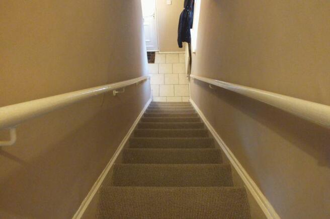 STAIRS SHOWING...